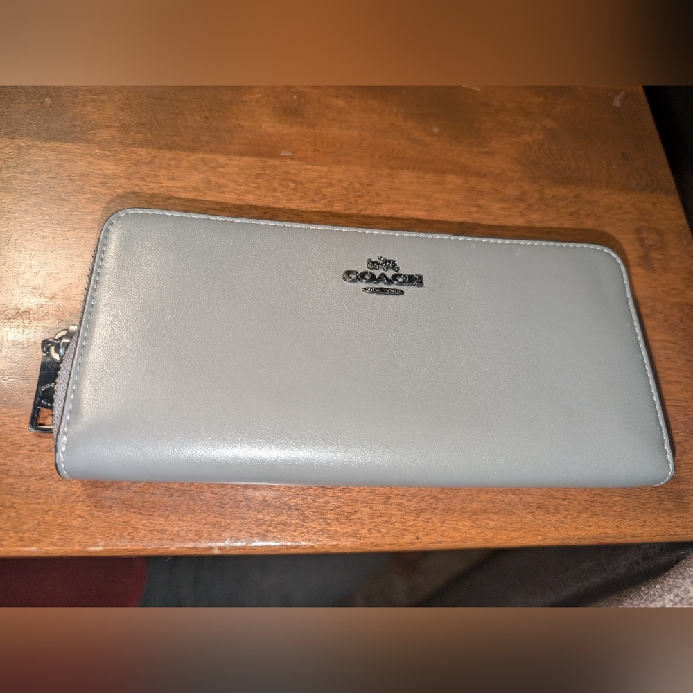 Coach Large Smooth Leather Gray Wallet
